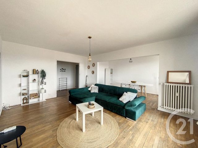 Appartement F4 à louer - 4 pièces - 88.0 m2 - SOCHAUX - 25 - FRANCHE-COMTE - Century 21 Agence De La Gare