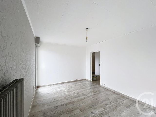 Appartement F3 à vendre - 3 pièces - 62.0 m2 - MONTBELIARD - 25 - FRANCHE-COMTE - Century 21 Agence De La Gare