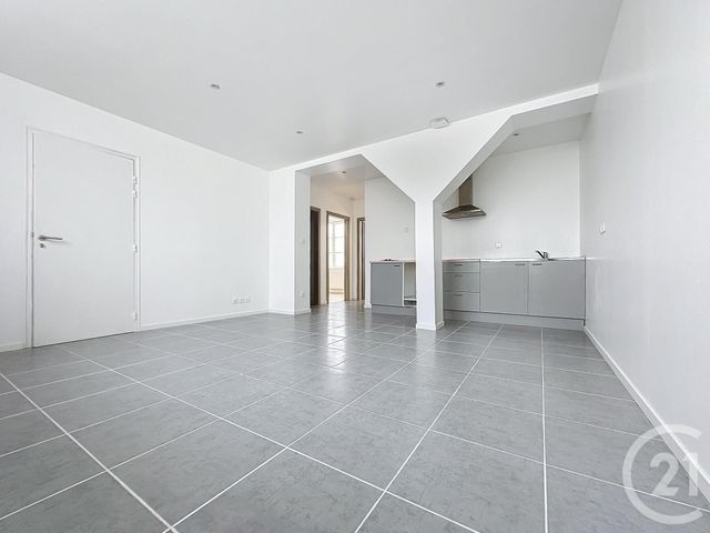 Appartement F3 à louer - 3 pièces - 58.0 m2 - BELFORT - 90 - FRANCHE-COMTE - Century 21 Agence De La Gare