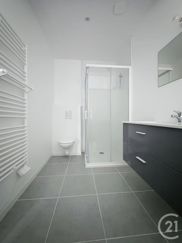 Appartement F3 à louer - 3 pièces - 58.0 m2 - BELFORT - 90 - FRANCHE-COMTE - Century 21 Agence De La Gare