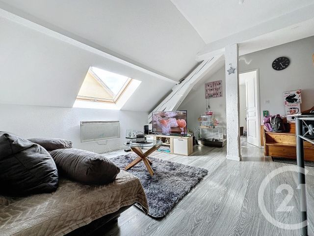 Appartement F3 à louer - 3 pièces - 55.0 m2 - SELONCOURT - 25 - FRANCHE-COMTE - Century 21 Agence De La Gare