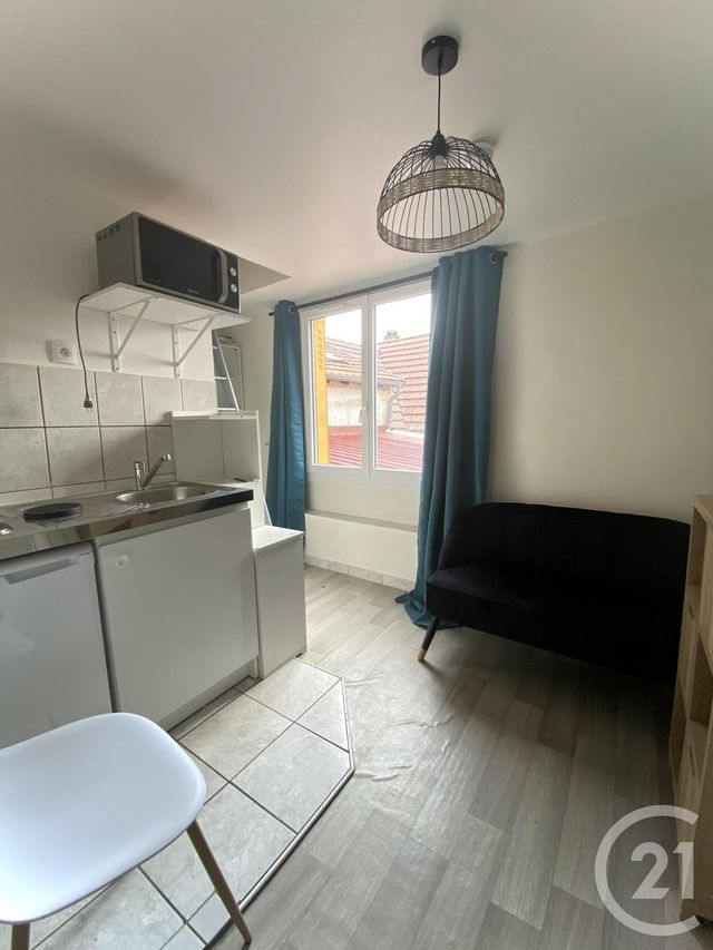Appartement Studio à louer - 1 pièce - 15.0 m2 - MONTBELIARD - 25 - FRANCHE-COMTE - Century 21 Agence De La Gare