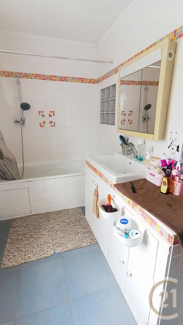 Afficher la photo en grand maison à vendre - 7 pièces - 240.0 m2 - ECHENANS - 25 - FRANCHE-COMTE - Century 21 Agence De La Gare