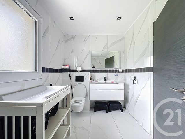 maison à vendre - 8 pièces - 185.0 m2 - PRESENTEVILLERS - 25 - FRANCHE-COMTE - Century 21 Agence De La Gare