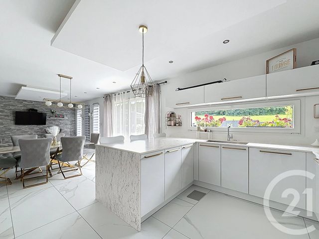 maison à vendre - 8 pièces - 185.0 m2 - PRESENTEVILLERS - 25 - FRANCHE-COMTE - Century 21 Agence De La Gare