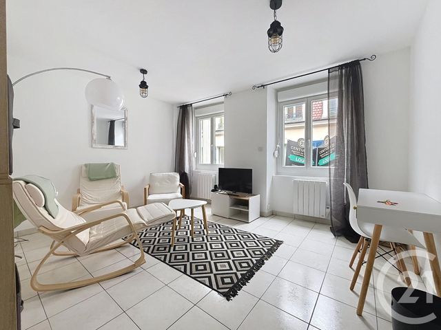 Appartement F1 à louer - 1 pièce - 41.0 m2 - MONTBELIARD - 25 - FRANCHE-COMTE - Century 21 Agence De La Gare