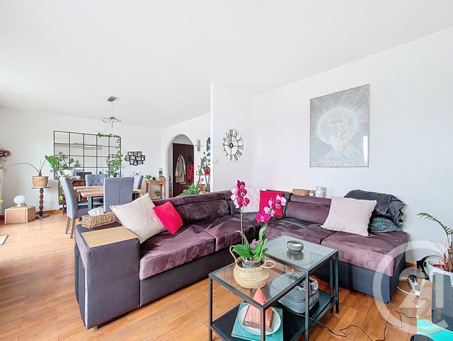 Appartement F5 à vendre - 5 pièces - 93.25 m2 - MONTBELIARD - 25 - FRANCHE-COMTE - Century 21 Agence De La Gare