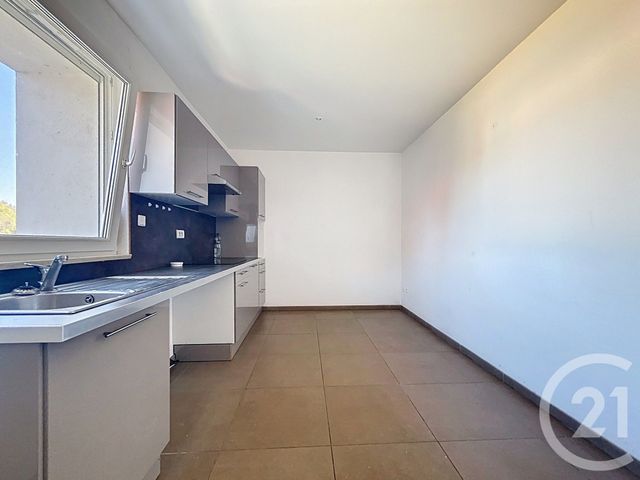 Appartement F4 à louer - 4 pièces - 81.0 m2 - STE SUZANNE - 25 - FRANCHE-COMTE - Century 21 Agence De La Gare