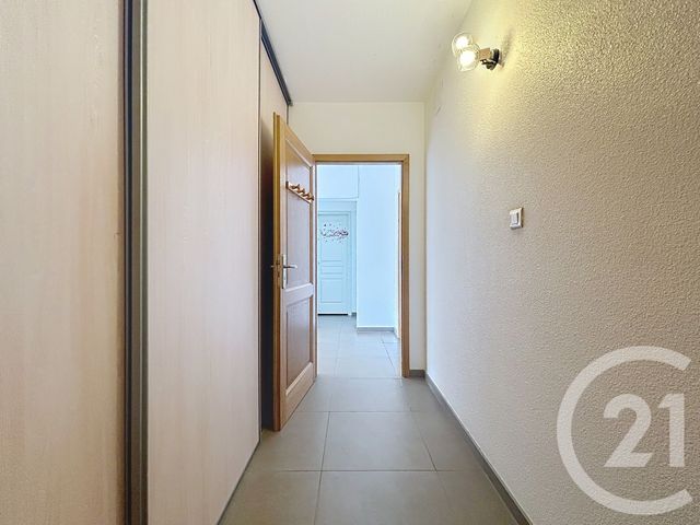 Appartement F4 à louer - 4 pièces - 81.0 m2 - STE SUZANNE - 25 - FRANCHE-COMTE - Century 21 Agence De La Gare