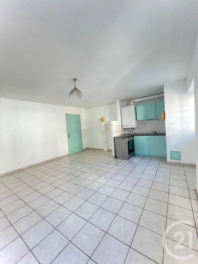 Appartement F2 à louer - 2 pièces - 42.29 m2 - MONTBELIARD - 25 - FRANCHE-COMTE - Century 21 Agence De La Gare