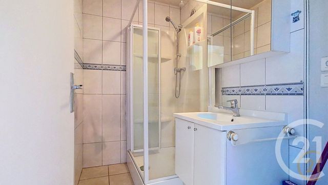 Appartement F3 à vendre - 3 pièces - 64.63 m2 - MONTBELIARD - 25 - FRANCHE-COMTE - Century 21 Agence De La Gare