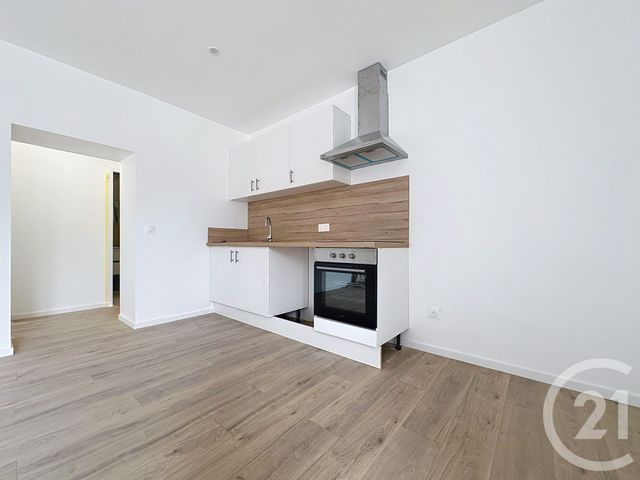 Appartement T2 à louer - 2 pièces - 35.0 m2 - MONTBELIARD - 25 - FRANCHE-COMTE - Century 21 Agence De La Gare