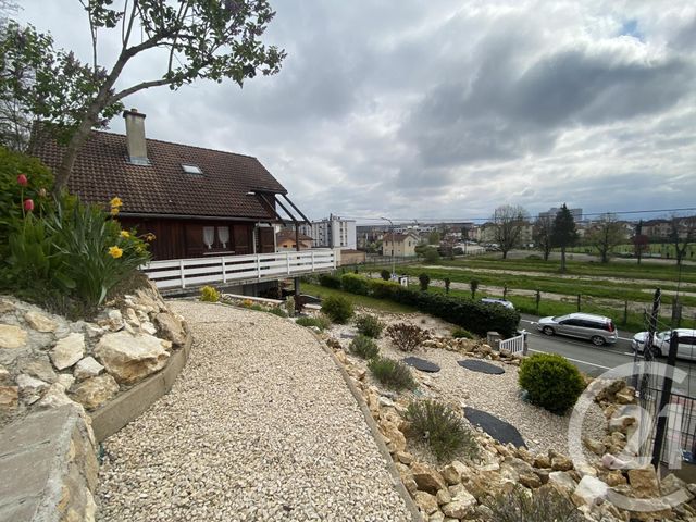 maison à louer - 6 pièces - 100.0 m2 - MONTBELIARD - 25 - FRANCHE-COMTE - Century 21 Agence De La Gare