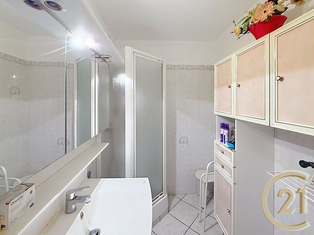 Appartement F4 à vendre - 4 pièces - 72.79 m2 - MONTBELIARD - 25 - FRANCHE-COMTE - Century 21 Agence De La Gare