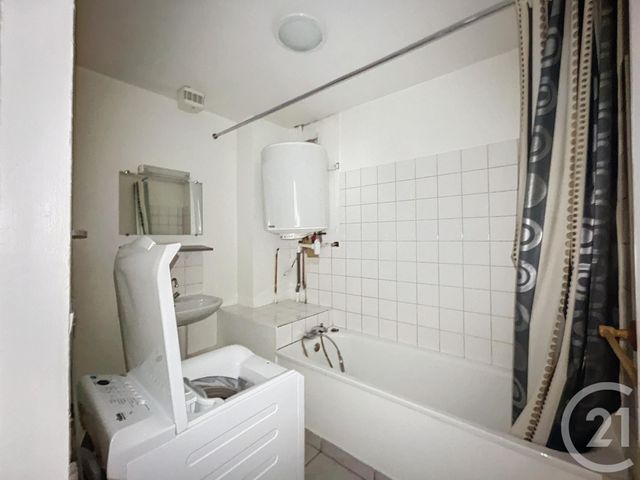 Appartement F2 à louer - 2 pièces - 32.9 m2 - MONTBELIARD - 25 - FRANCHE-COMTE - Century 21 Agence De La Gare