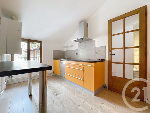 Appartement F3 bis à louer - 3 pièces - 65.0 m2 - MONTBELIARD - 25 - FRANCHE-COMTE - Century 21 Agence De La Gare