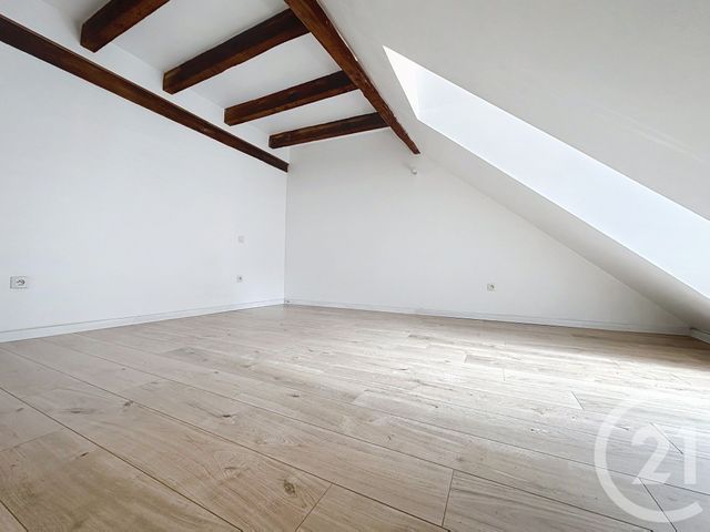 Appartement F3 bis à louer - 3 pièces - 65.0 m2 - MONTBELIARD - 25 - FRANCHE-COMTE - Century 21 Agence De La Gare