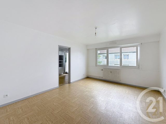 Afficher la photo en grand Appartement F2 à vendre - 3 pièces - 71.56 m2 - L ISLE SUR LE DOUBS - 25 - FRANCHE-COMTE - Century 21 Agence De La Gare