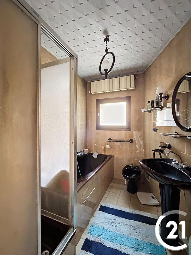 Afficher la photo en grand maison à vendre - 5 pièces - 116.69 m2 - COLOMBIER FONTAINE - 25 - FRANCHE-COMTE - Century 21 Agence De La Gare