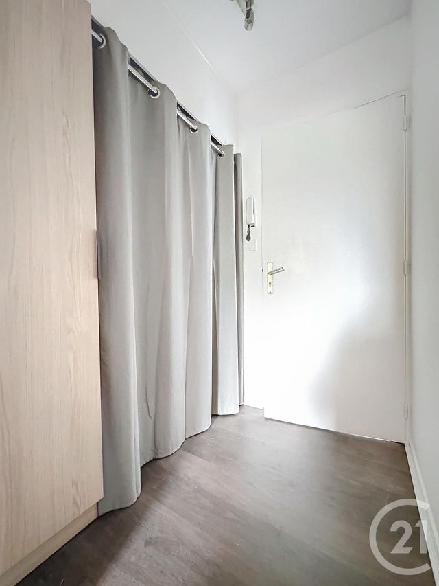 Appartement Studio à louer - 1 pièce - 23.0 m2 - MONTBELIARD - 25 - FRANCHE-COMTE - Century 21 Agence De La Gare