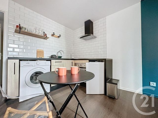 Appartement Studio à louer - 1 pièce - 23.0 m2 - MONTBELIARD - 25 - FRANCHE-COMTE - Century 21 Agence De La Gare