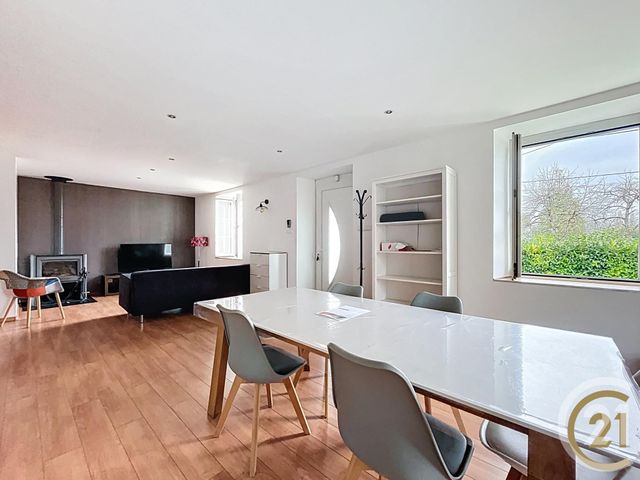 maison à louer - 6 pièces - 125.51 m2 - VALENTIGNEY - 25 - FRANCHE-COMTE - Century 21 Agence De La Gare