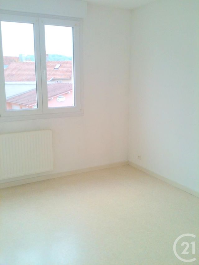 Appartement F4 à louer - 4 pièces - 100.0 m2 - VALENTIGNEY - 25 - FRANCHE-COMTE - Century 21 Agence De La Gare