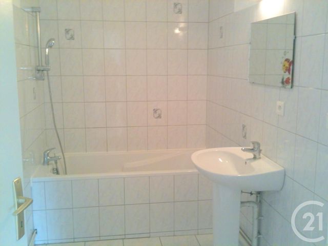 Appartement F4 à louer - 4 pièces - 100.0 m2 - VALENTIGNEY - 25 - FRANCHE-COMTE - Century 21 Agence De La Gare