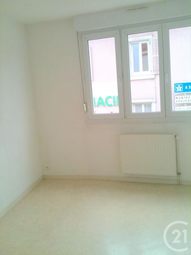 Appartement F4 à louer - 4 pièces - 100.0 m2 - VALENTIGNEY - 25 - FRANCHE-COMTE - Century 21 Agence De La Gare