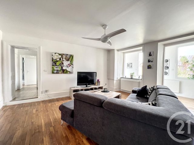 Afficher la photo en grand Appartement F6 à vendre - 6 pièces - 138.6 m2 - HERICOURT - 70 - FRANCHE-COMTE - Century 21 Agence De La Gare