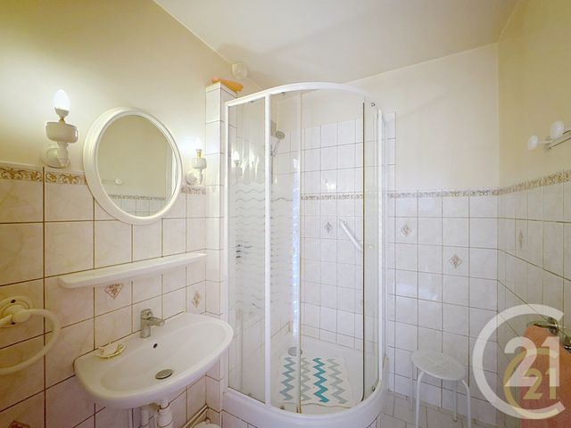 Appartement F6 à vendre - 6 pièces - 112.65 m2 - MONTBELIARD - 25 - FRANCHE-COMTE - Century 21 Agence De La Gare