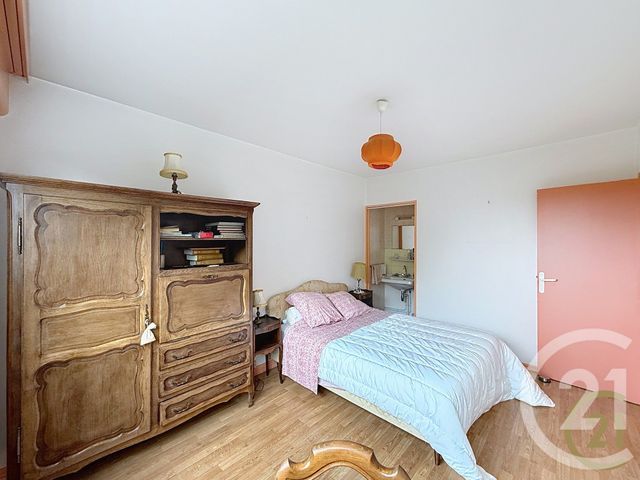 Appartement F6 à vendre - 6 pièces - 112.65 m2 - MONTBELIARD - 25 - FRANCHE-COMTE - Century 21 Agence De La Gare