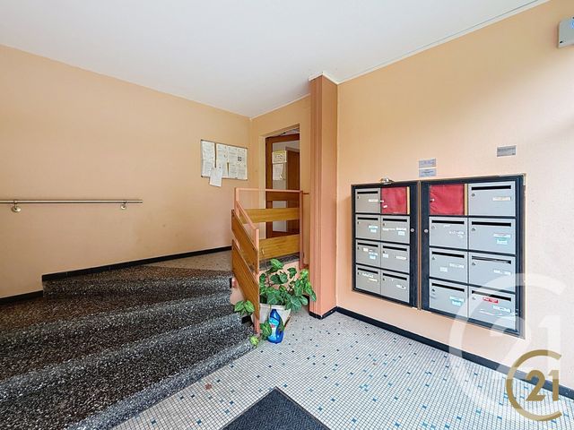 Appartement F6 à vendre - 6 pièces - 112.65 m2 - MONTBELIARD - 25 - FRANCHE-COMTE - Century 21 Agence De La Gare