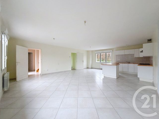 maison à louer - 6 pièces - 120.0 m2 - TREMOINS - 70 - FRANCHE-COMTE - Century 21 Agence De La Gare