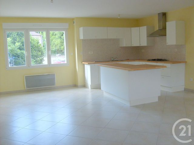 maison à louer - 6 pièces - 120.0 m2 - TREMOINS - 70 - FRANCHE-COMTE - Century 21 Agence De La Gare