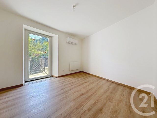 Appartement F2 à louer - 2 pièces - 41.0 m2 - BEAUCOURT - 90 - FRANCHE-COMTE - Century 21 Agence De La Gare