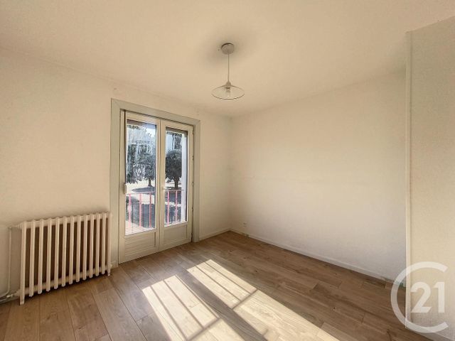 Appartement F3 à louer - 3 pièces - 65.0 m2 - AUDINCOURT - 25 - FRANCHE-COMTE - Century 21 Agence De La Gare