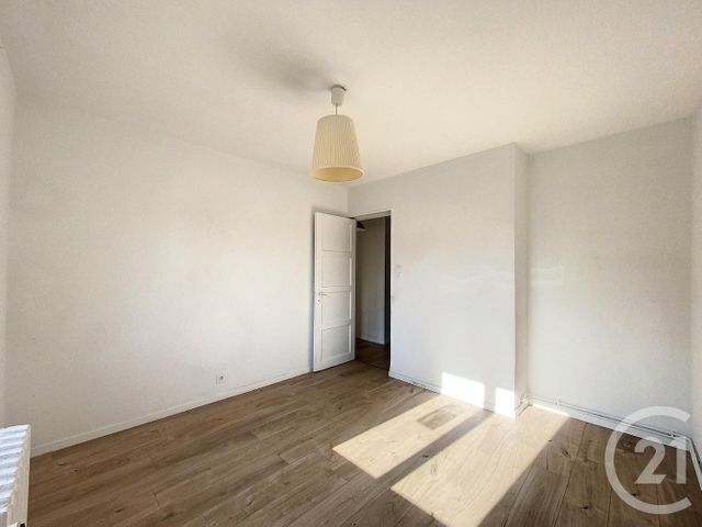 Appartement F3 à louer - 3 pièces - 65.0 m2 - AUDINCOURT - 25 - FRANCHE-COMTE - Century 21 Agence De La Gare