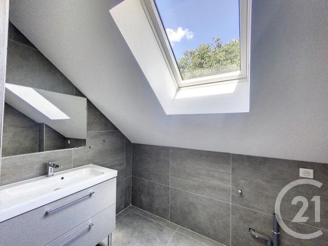 Appartement F3 à vendre - 3 pièces - 68.0 m2 - ETUPES - 25 - FRANCHE-COMTE - Century 21 Agence De La Gare