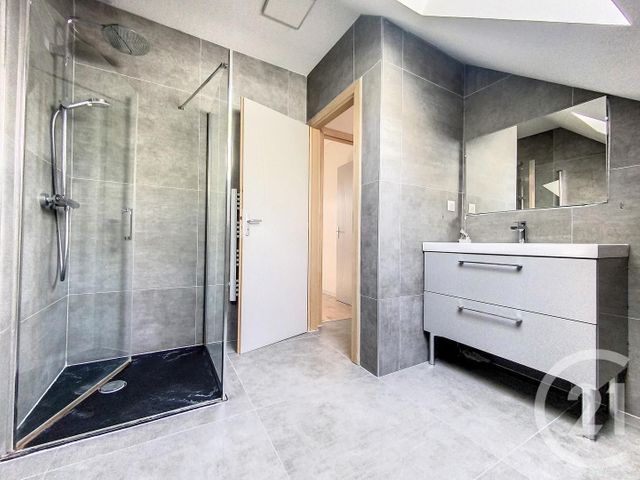 Appartement F3 à vendre - 3 pièces - 68.0 m2 - ETUPES - 25 - FRANCHE-COMTE - Century 21 Agence De La Gare