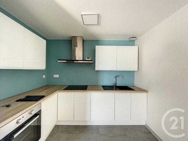 Appartement F3 à vendre - 3 pièces - 68.0 m2 - ETUPES - 25 - FRANCHE-COMTE - Century 21 Agence De La Gare