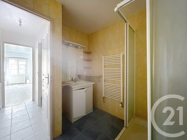 Afficher la photo en grand Appartement F4 à louer - 4 pièces - 91.3 m2 - MONTBELIARD - 25 - FRANCHE-COMTE - Century 21 Agence De La Gare