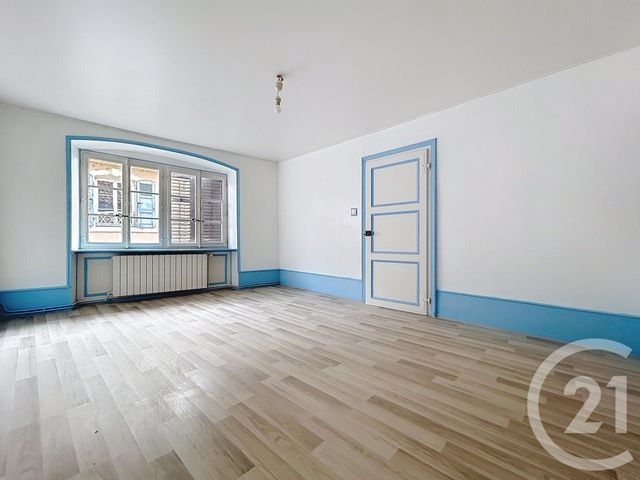 Afficher la photo en grand Appartement F4 à louer - 4 pièces - 91.3 m2 - MONTBELIARD - 25 - FRANCHE-COMTE - Century 21 Agence De La Gare