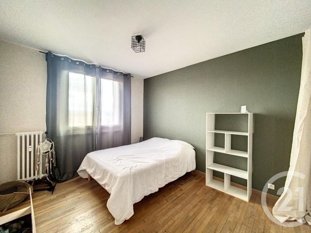 Appartement F4 à louer - 4 pièces - 88.0 m2 - SOCHAUX - 25 - FRANCHE-COMTE - Century 21 Agence De La Gare