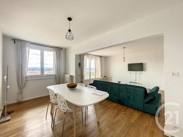 Appartement F4 à louer - 4 pièces - 88.0 m2 - SOCHAUX - 25 - FRANCHE-COMTE - Century 21 Agence De La Gare