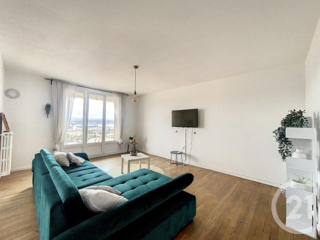 Appartement F4 à louer - 4 pièces - 88.0 m2 - SOCHAUX - 25 - FRANCHE-COMTE - Century 21 Agence De La Gare