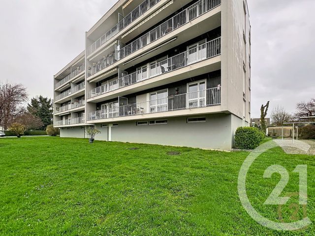 Appartement F4 à vendre - 4 pièces - 75.19 m2 - SOCHAUX - 25 - FRANCHE-COMTE - Century 21 Agence De La Gare
