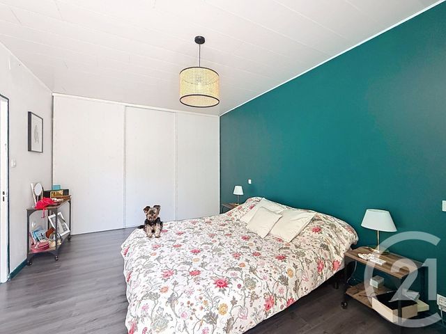 Appartement F5 à vendre - 4 pièces - 126.0 m2 - VALENTIGNEY - 25 - FRANCHE-COMTE - Century 21 Agence De La Gare