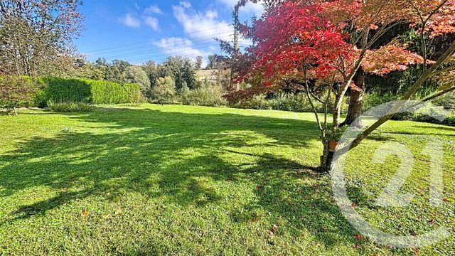 Appartement F5 à vendre - 4 pièces - 126.0 m2 - VALENTIGNEY - 25 - FRANCHE-COMTE - Century 21 Agence De La Gare