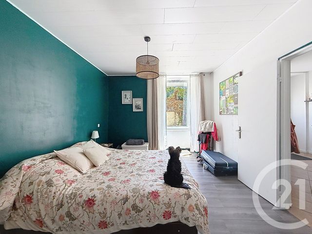 Appartement F5 à vendre - 4 pièces - 126.0 m2 - VALENTIGNEY - 25 - FRANCHE-COMTE - Century 21 Agence De La Gare